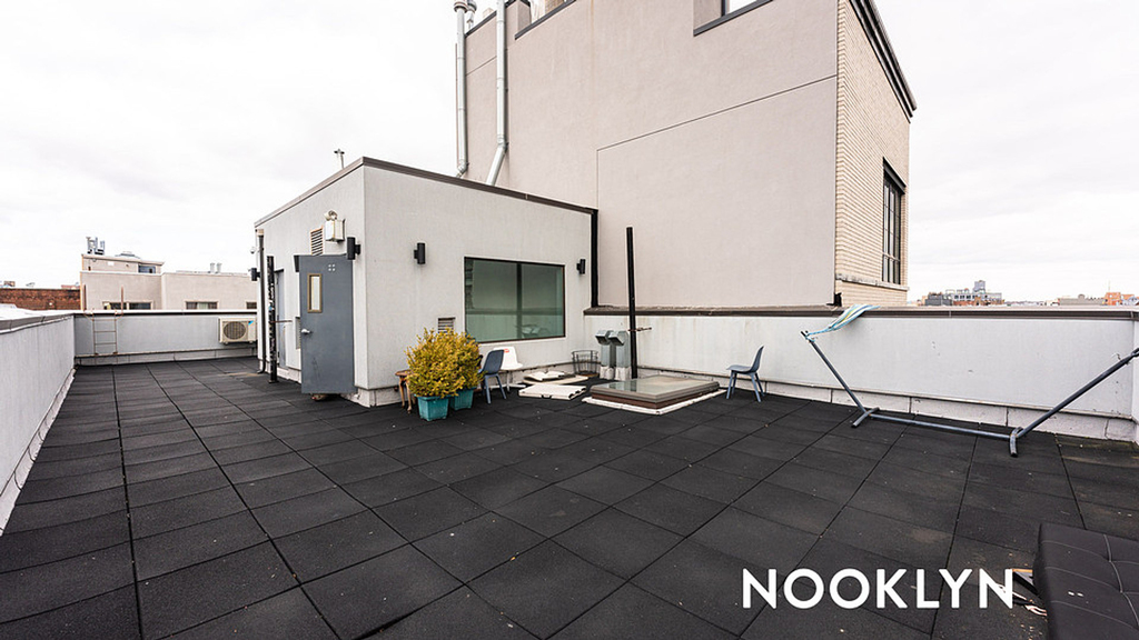 87 Montrose Ave - Photo 14