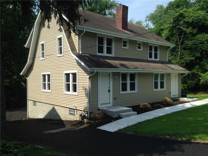 871 W Ingomar Rd - Photo 0