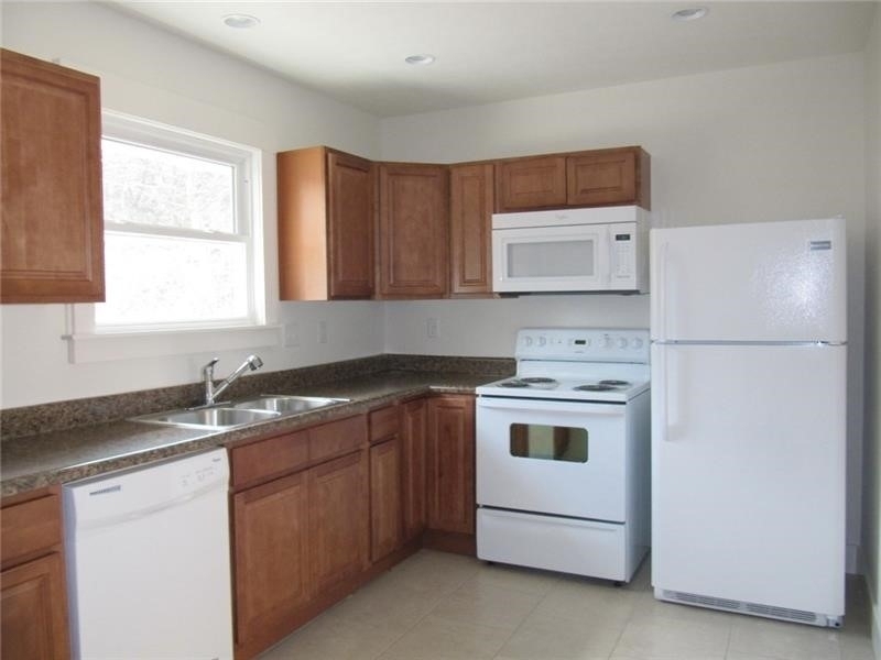 871 W Ingomar Rd - Photo 1