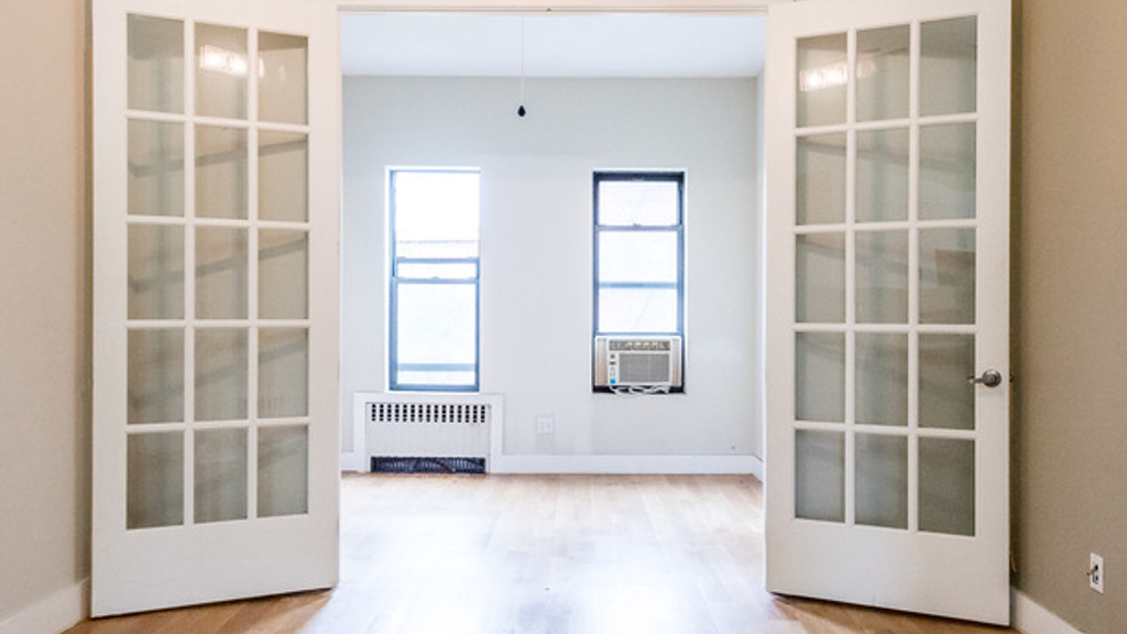 338 Melrose St - Photo 18