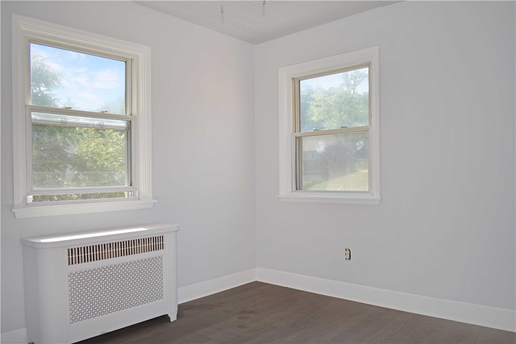 905 Burchfield Rd - Photo 21
