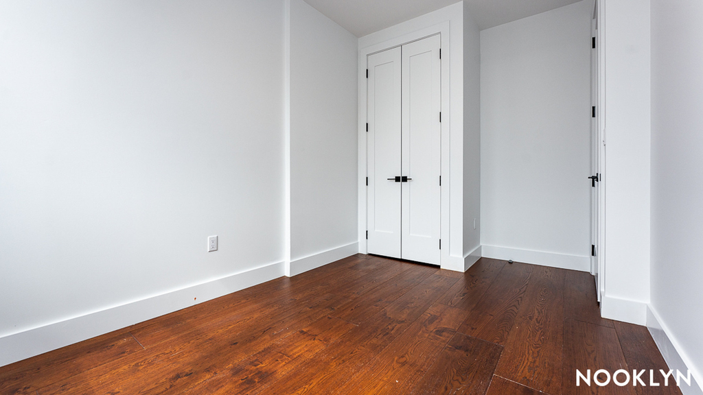 2114 Fulton St - Photo 8