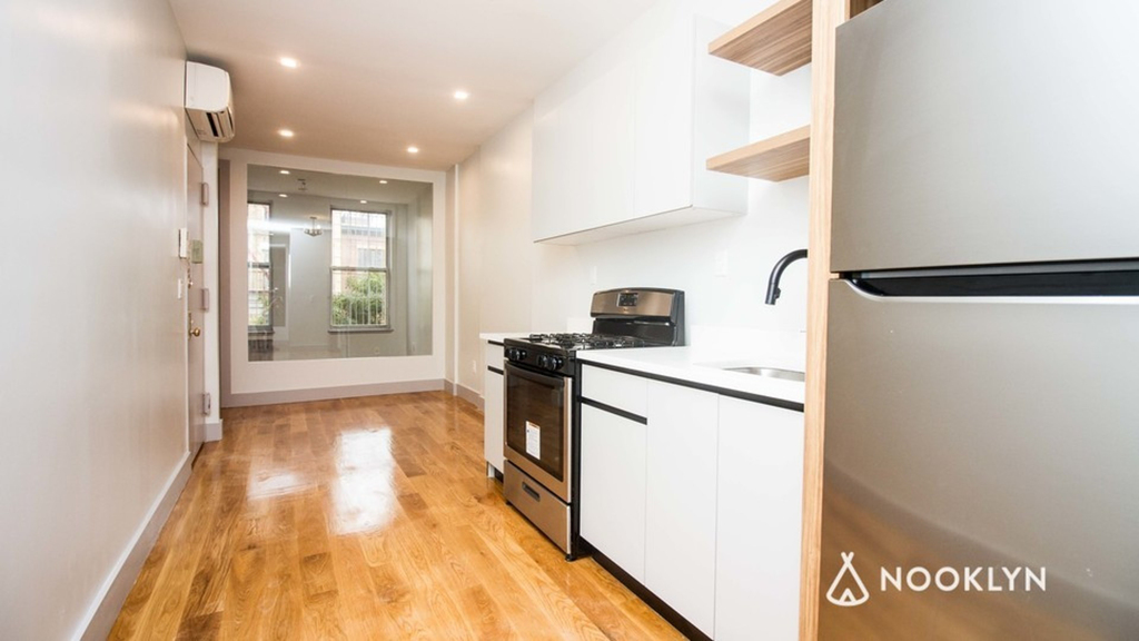 379 S 5th St - Photo 1