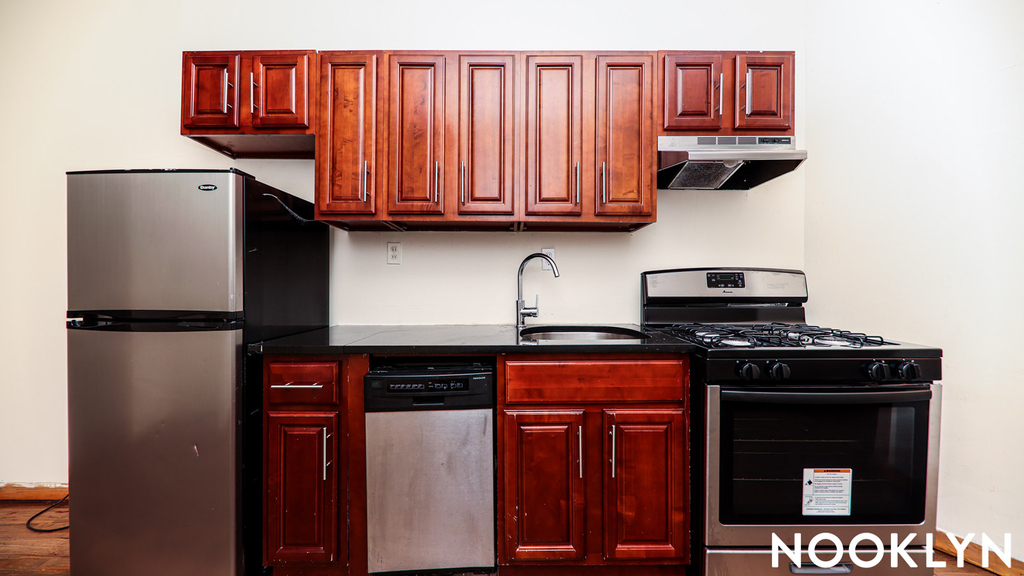 659 Bushwick Ave - Photo 6