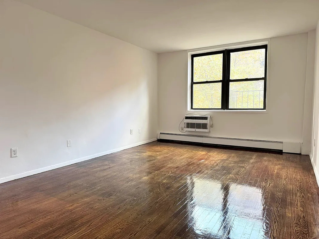 83rd Street/3rd Avenue - Photo 0