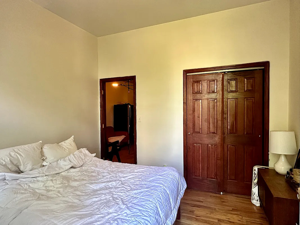 477 Willoughby Avenue - Photo 6