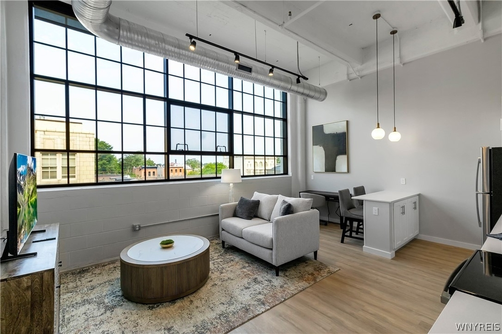 628 Ellicott Street - Photo 23