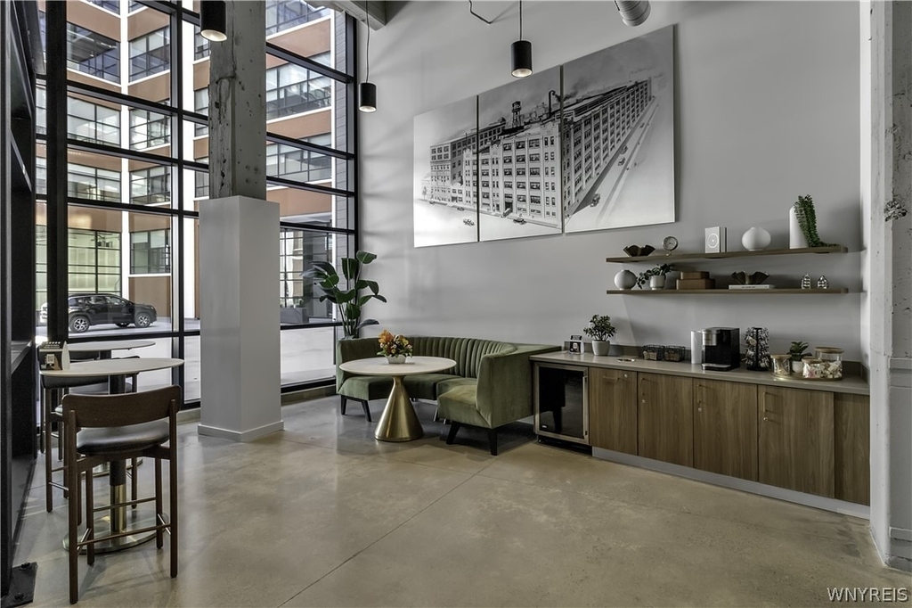 628 Ellicott Street - Photo 11