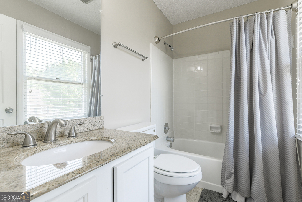 1022 Oaks Parkway Se - Photo 10