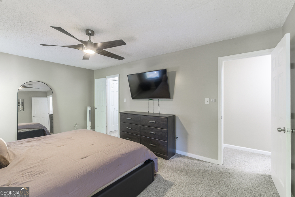 1022 Oaks Parkway Se - Photo 6