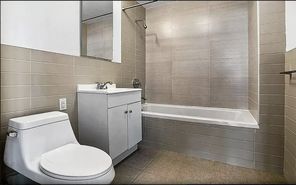 222 East 111th Street - Photo 4