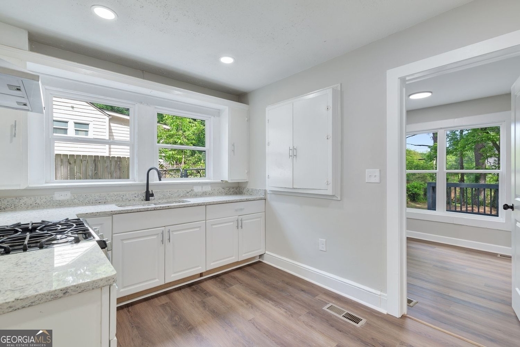 1238 Se Trenton Street Se - Photo 13
