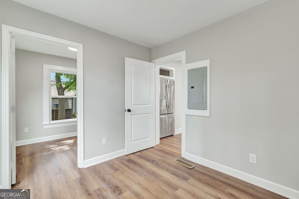 1238 Se Trenton Street Se - Photo 17