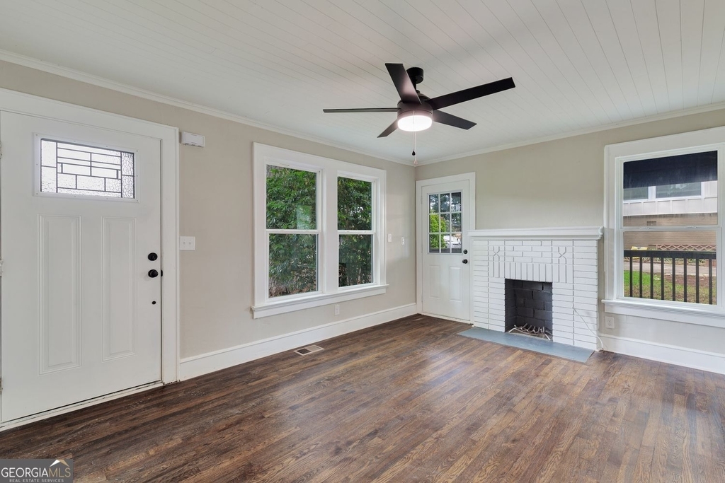 1238 Se Trenton Street Se - Photo 4