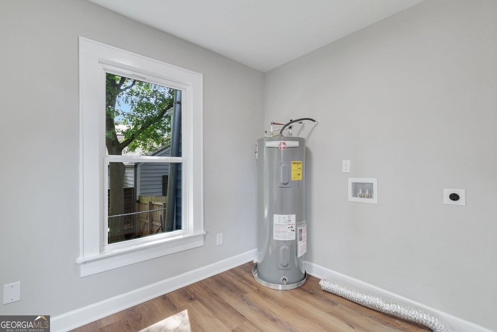 1238 Se Trenton Street Se - Photo 18