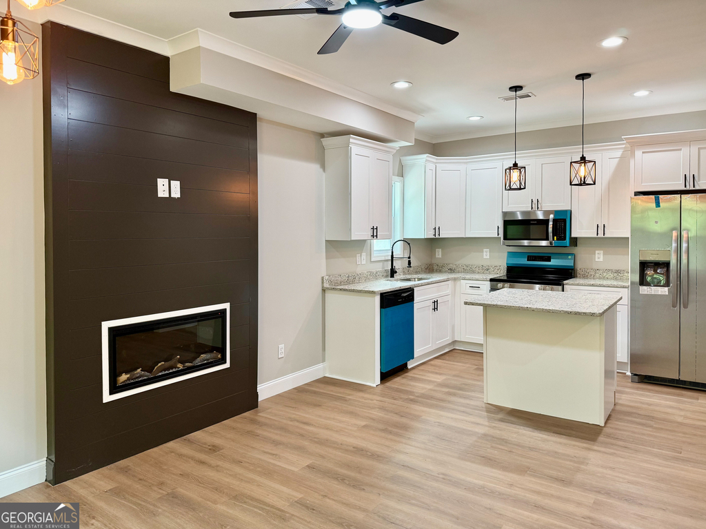 232 Brad Street - Photo 3