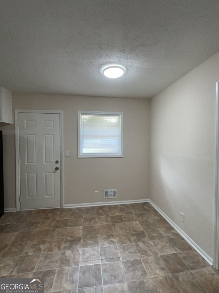 1430 High Meadow Drive - Photo 4