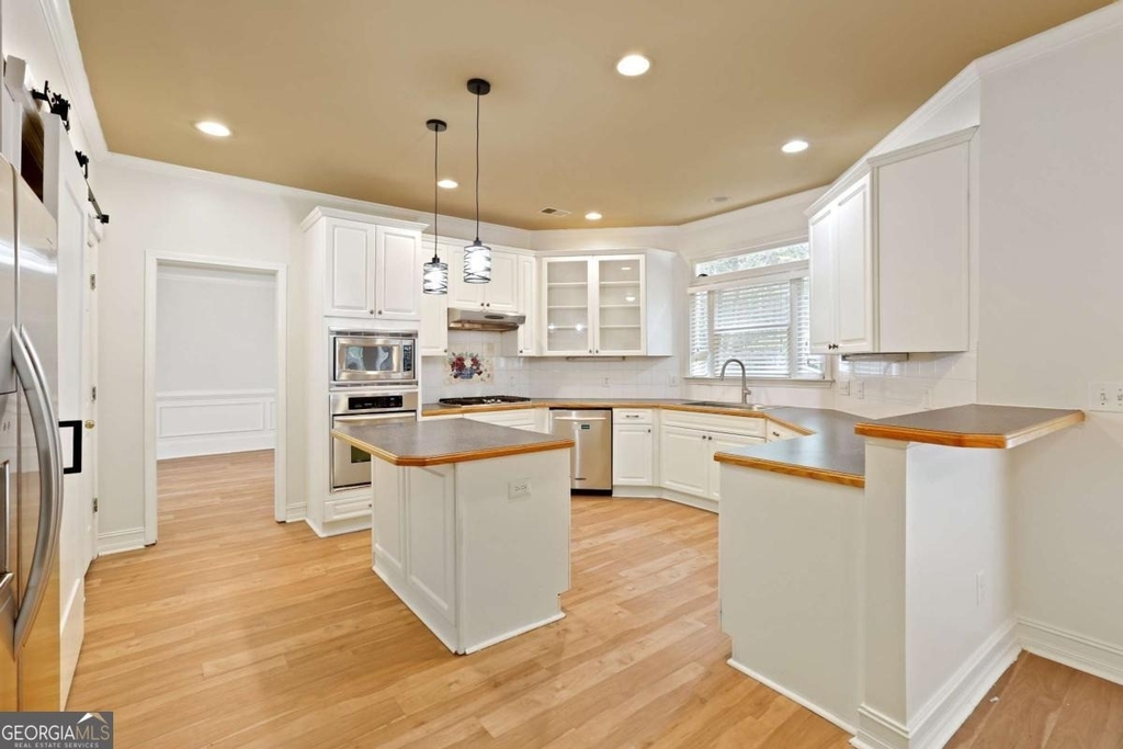 1452 Crown Terrace - Photo 5