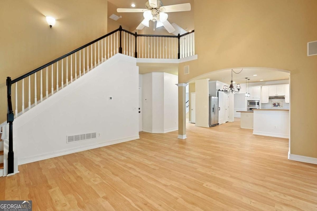 1452 Crown Terrace - Photo 4