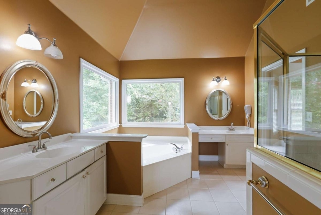 1452 Crown Terrace - Photo 6