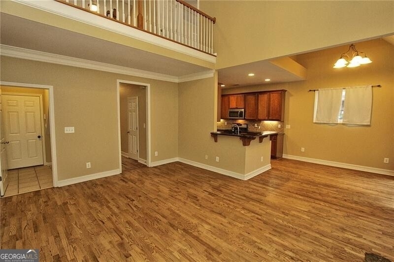 1360 Eastgate Court Se - Photo 8
