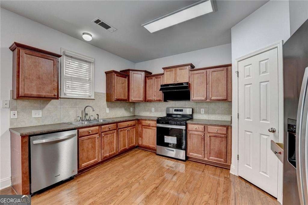 2104 Nelms Pointe Landing - Photo 9
