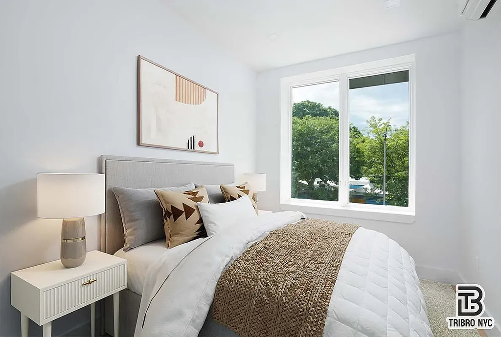 13 North Elliott Place - Photo 1