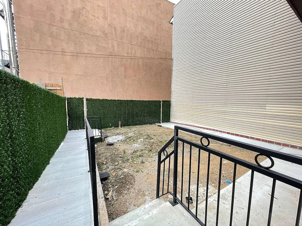 149 Stanhope Street - Photo 5