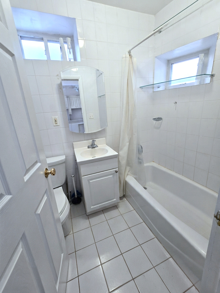 25-40 37th Street - Photo 6