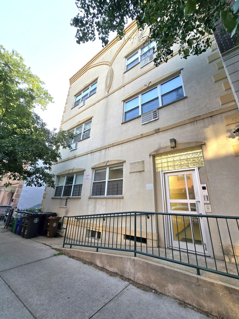 25-40 37th Street - Photo 8