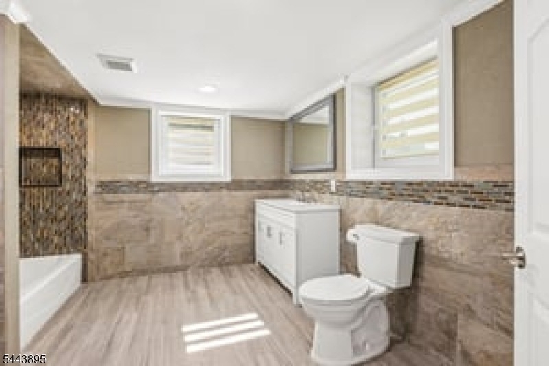 50 Lincoln Pl - Photo 12