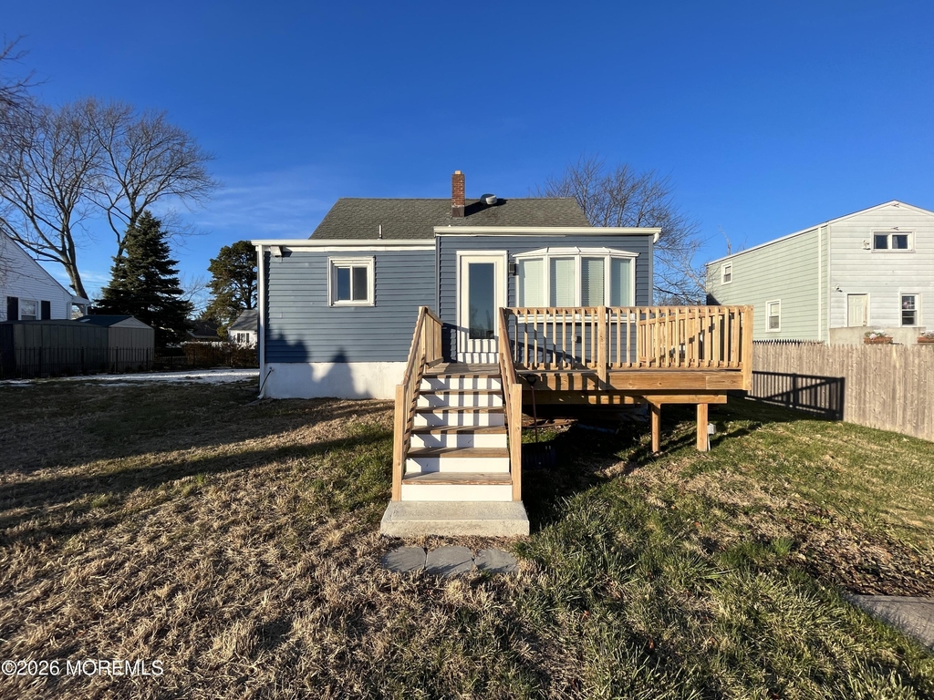 324 Fairfield Avenue - Photo 3