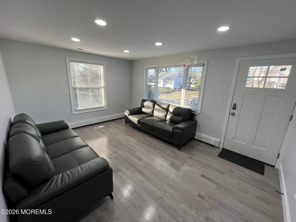 324 Fairfield Avenue - Photo 5