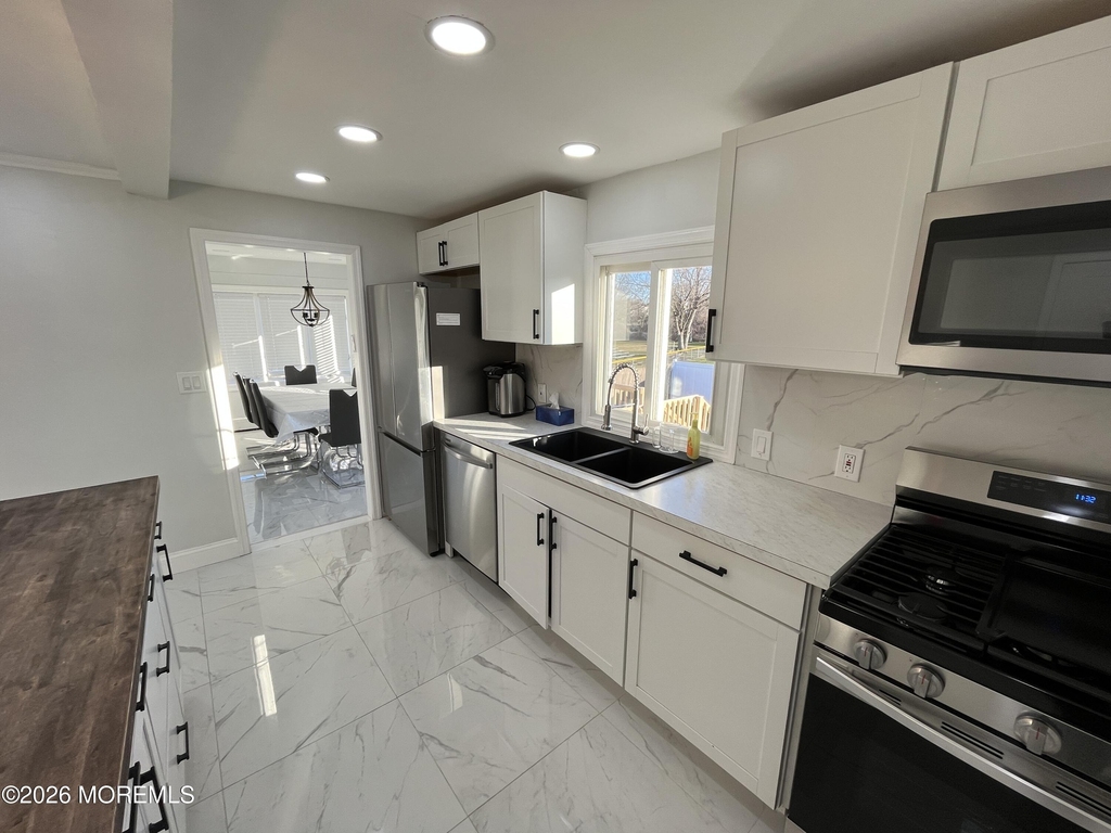 324 Fairfield Avenue - Photo 8