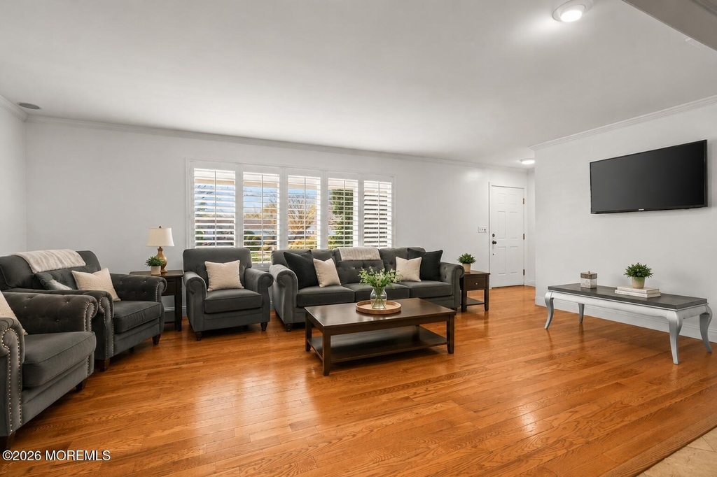 41 Poplar Avenue - Photo 1