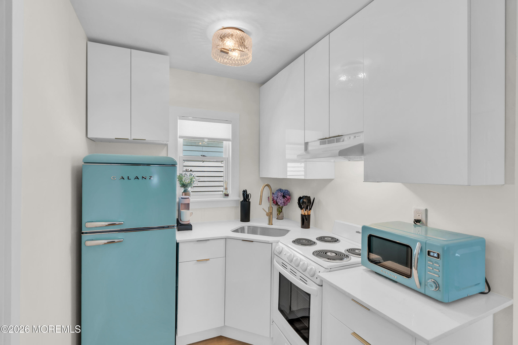 1101 A Street - Photo 0