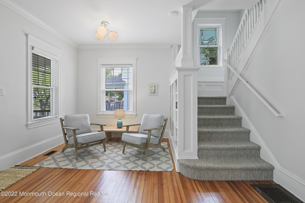 606 3rd Avenue - Photo 9