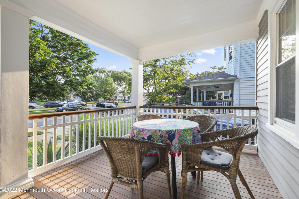 606 3rd Avenue - Photo 26