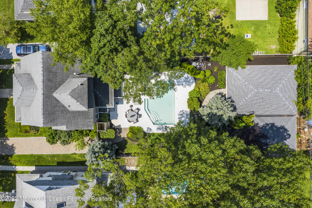 606 3rd Avenue - Photo 30