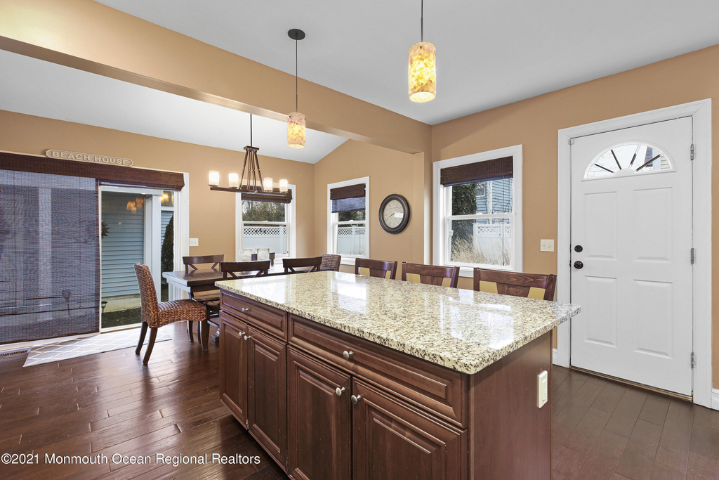 513 Ocean Park Avenue - Photo 17
