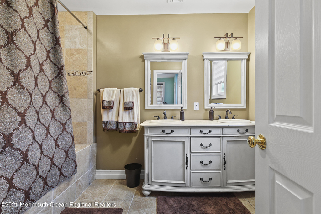 513 Ocean Park Avenue - Photo 21