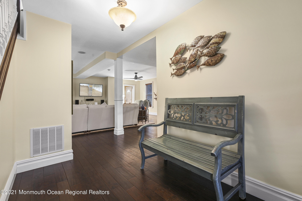 513 Ocean Park Avenue - Photo 6