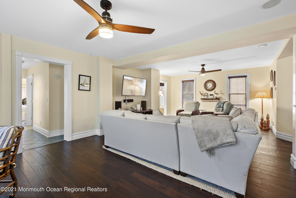 513 Ocean Park Avenue - Photo 11