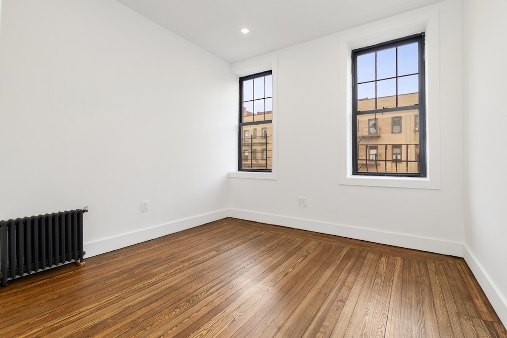 184 Claremont Avenue - Photo 1