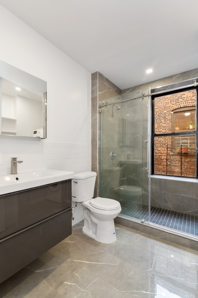 184 Claremont Avenue - Photo 5