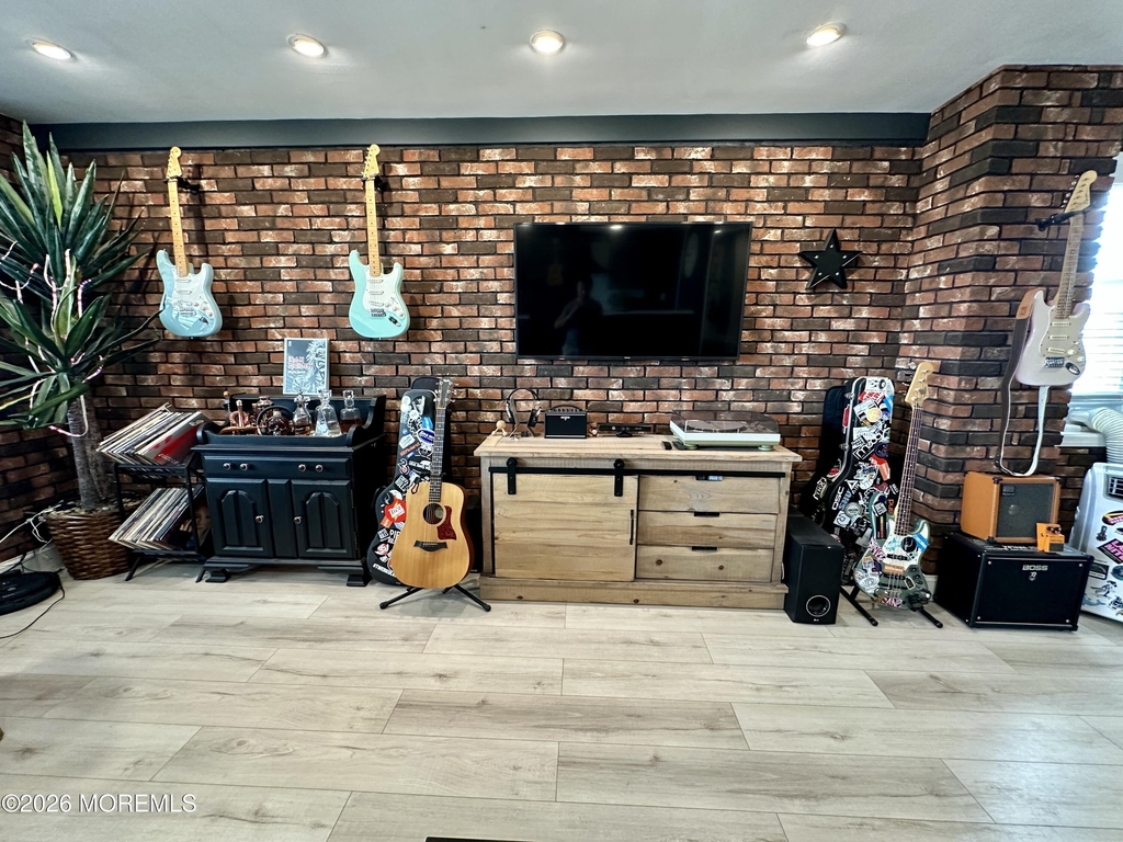 510 Deal Lake Drive - Photo 2