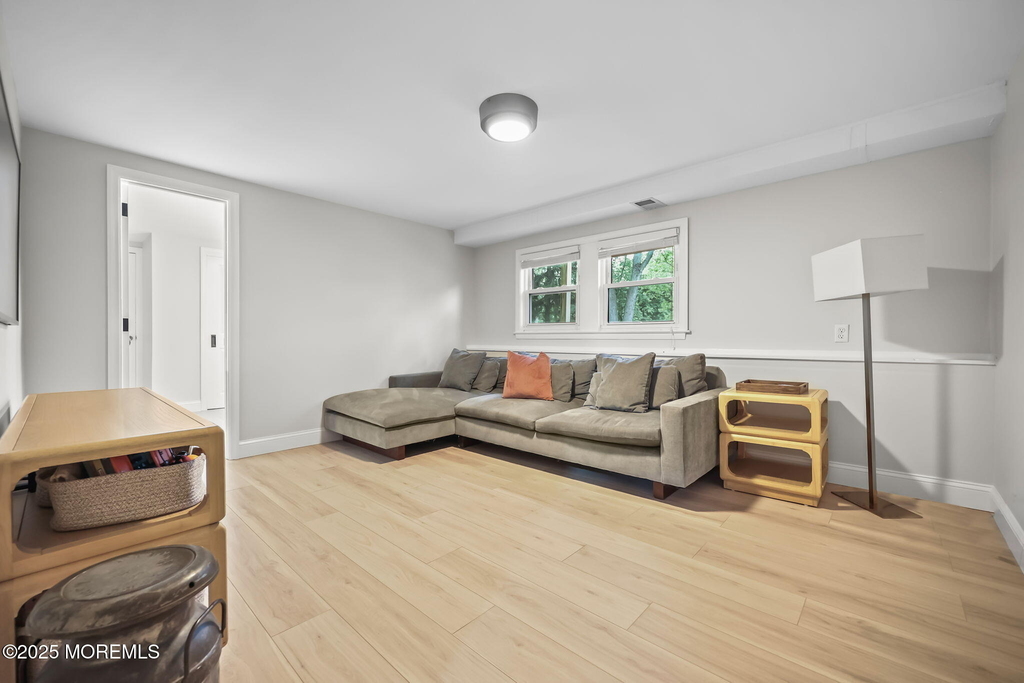 13 Woodland Road - Photo 3