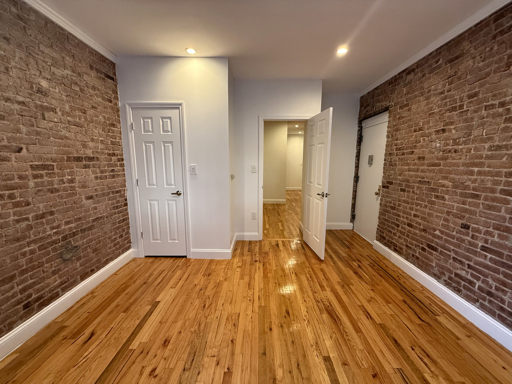 998 Bushwick Avenue - Photo 2