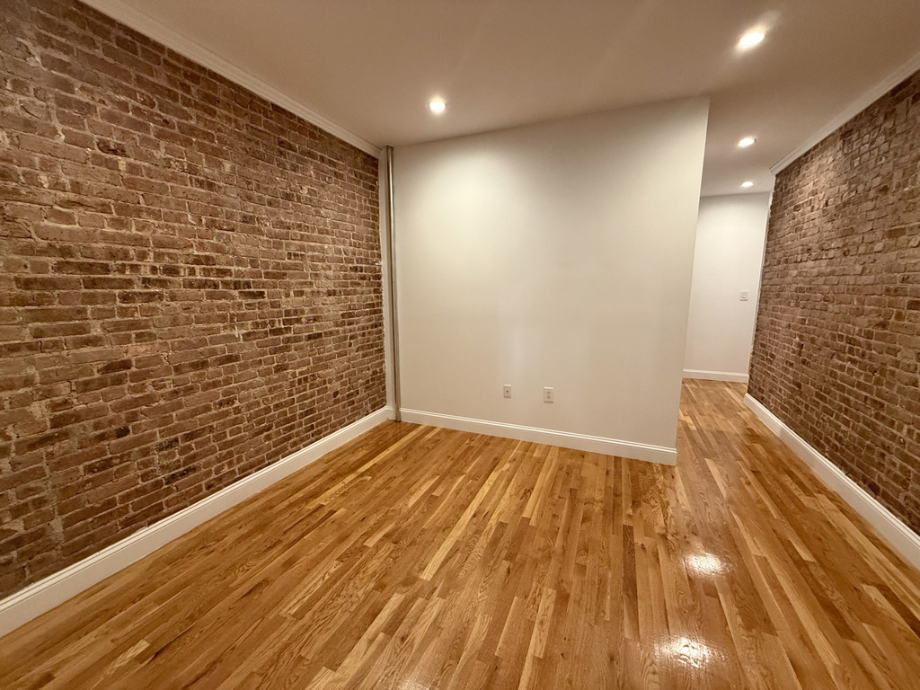998 Bushwick Avenue - Photo 3