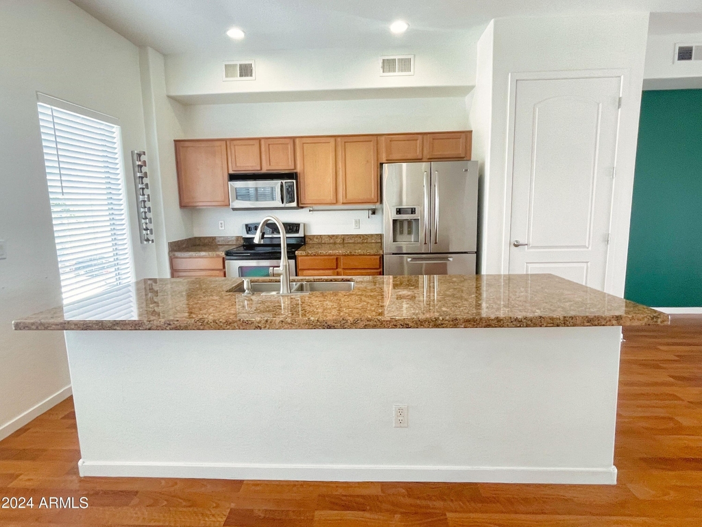 4637 E Culver Street - Photo 5